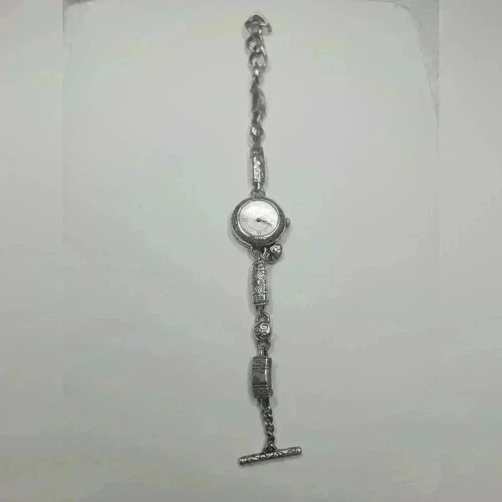 ♡Vintage Brighton Watch Braclet With New Battery. It's in good‎ condition.